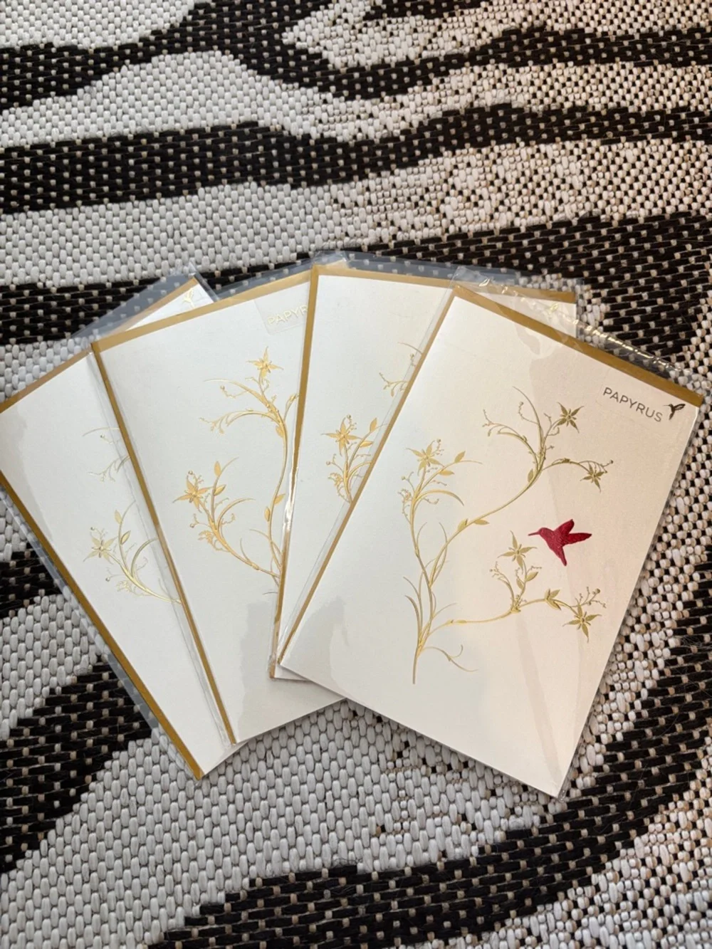 🆕Papyrus Bundle Of 4 Red Hummingbird Greeting Cards
